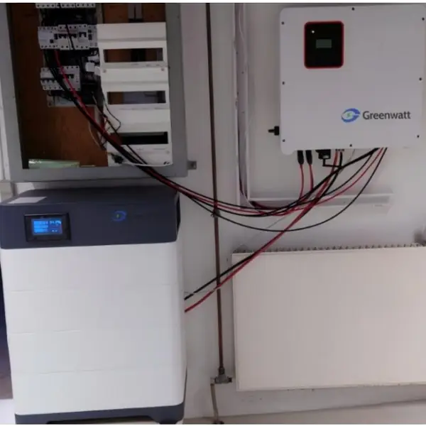Solar battery storage system